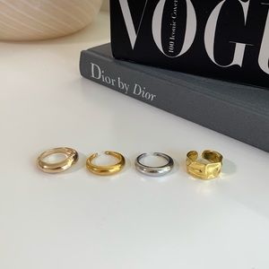 Set of 4 Rings
